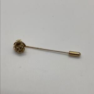 Vintage gold tone rose hat pin